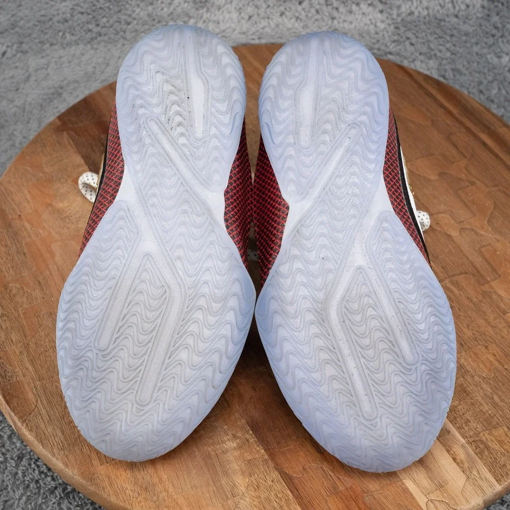 Nike Lebron XXIII 1 (GS) White Metallic Gold (IQ6710 100) Size 3Y